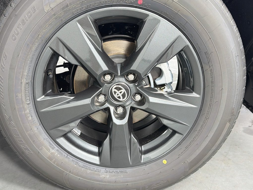 Used 2026 Toyota RAV4 LE FWD image 32