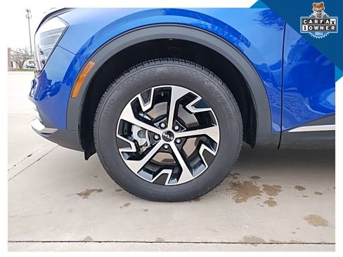 Used 2024 Kia Sportage EX image 13