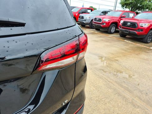 Used 2023 Chevrolet Equinox LT FWD image 29