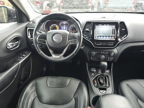 Used 2019 Jeep Cherokee Limited AWD/4WD image 16