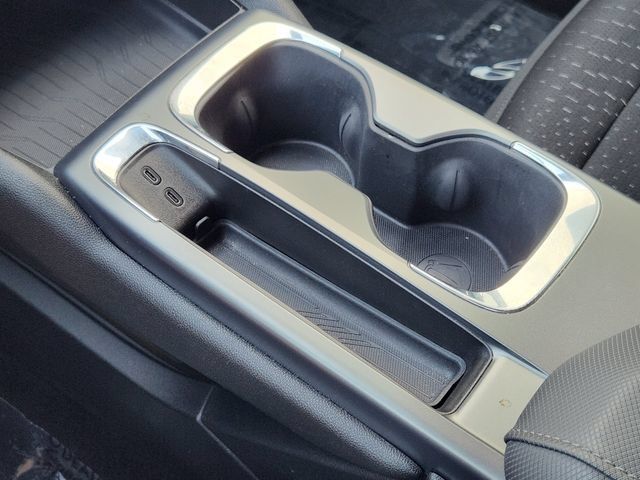 Used 2025 Chevrolet Equinox EV LT FWD image 22
