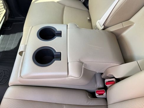 Used 2023 Toyota 4Runner Limited AWD/4WD image 16