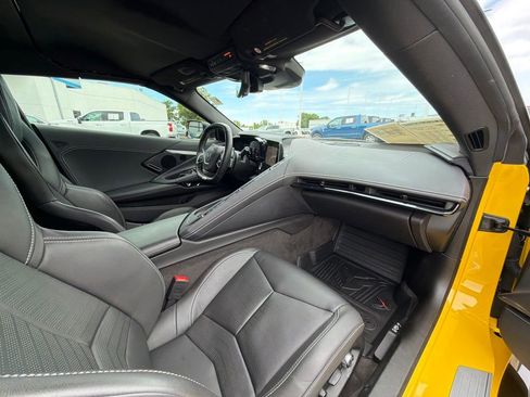 Used 2025 Chevrolet Corvette Z06 w/ Stealth Interior Trim Package RWD image 18