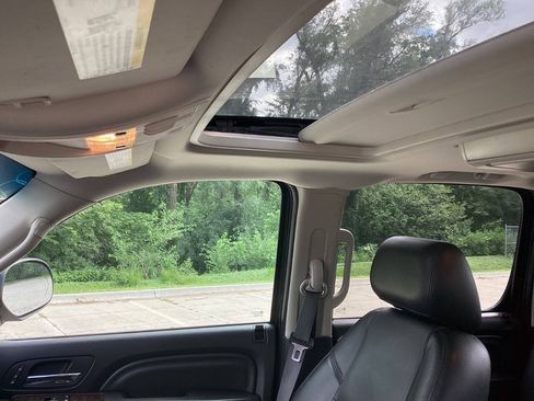 Used 2012 GMC Sierra 1500 Denali AWD/4WD image 9
