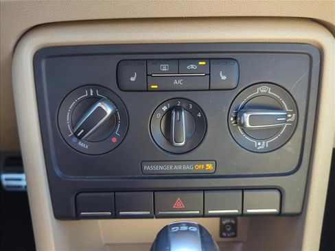 Used 2014 Volkswagen Beetle R-Line image 16