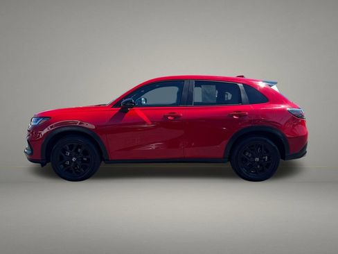 Used 2025 Honda HR-V Sport image 3