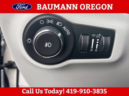 Used 2018 Jeep Compass Limited AWD/4WD image 21
