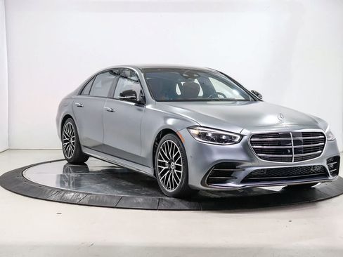 Used 2023 Mercedes-Benz S 580 4MATIC Sedan image 5