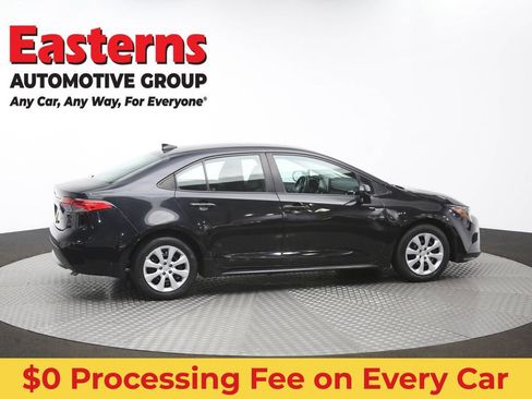 Used 2022 Toyota Corolla LE FWD image 42