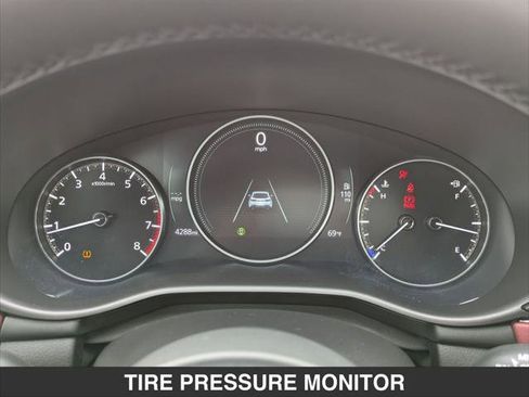 Used 2025 MAZDA MAZDA3 2.5 S Hatchback w/ Premium Pkg image 14