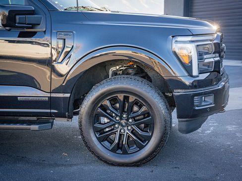 Used 2025 Ford F150 Lariat AWD/4WD image 5
