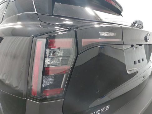 New 2026 Nissan Kicks SR w/ Cold Weather Package image 32