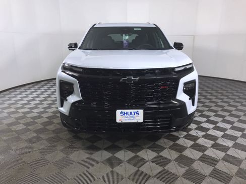 New 2026 Chevrolet Traverse RS w/ LPO, Floor Liner Package image 2