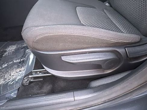 Used 2024 Kia Sportage LX image 27