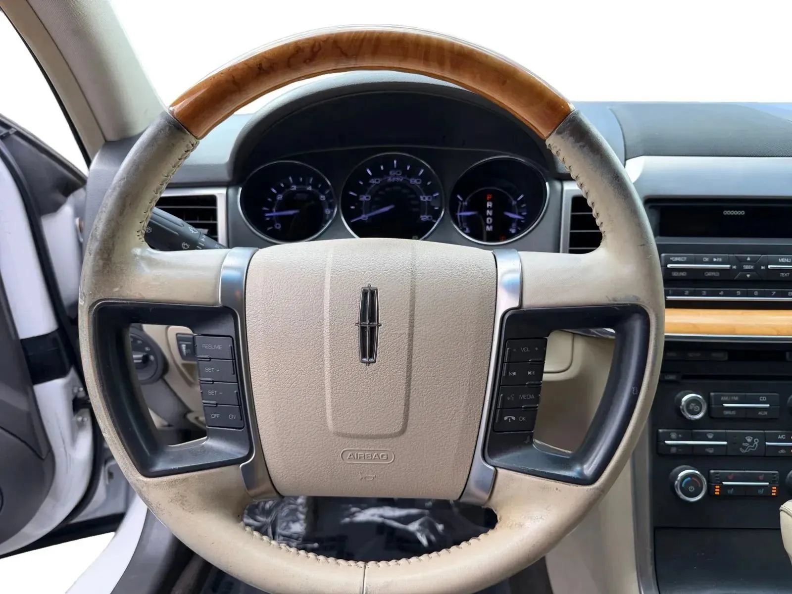 Used 2012 Lincoln MKZ FWD image 11