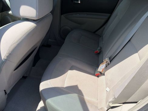 Used 2014 Nissan Rogue S w/ Convenience Package FWD image 21