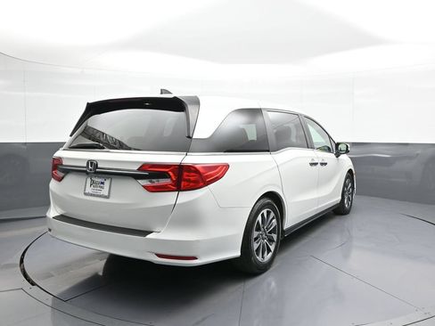 Used 2021 Honda Odyssey EX-L image 6
