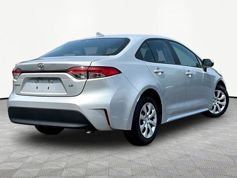 Used 2024 Toyota Corolla LE FWD image 6
