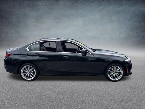 Used 2024 BMW 330i xDrive Sedan AWD/4WD image 5