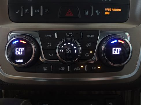 Used 2016 GMC Acadia Denali AWD/4WD image 17