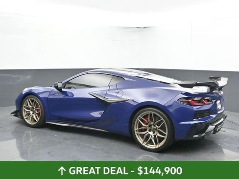 Used 2025 Chevrolet Corvette Z06 w/ Z07 Performance Package image 8