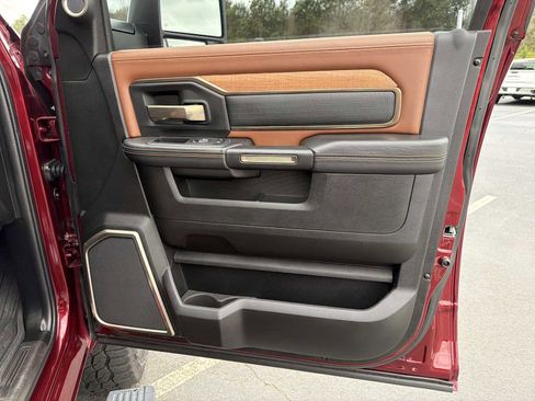 Used 2023 RAM 2500 Limited image 13