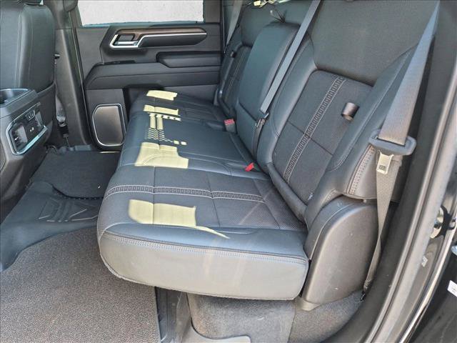 Certified 2024 Chevrolet Silverado 2500 High Country w/ Midnight Edition AWD/4WD image 26