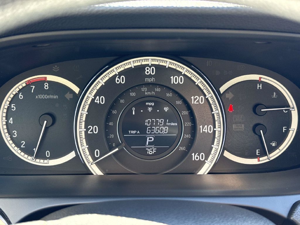 Used 2016 Honda Accord EX image 8