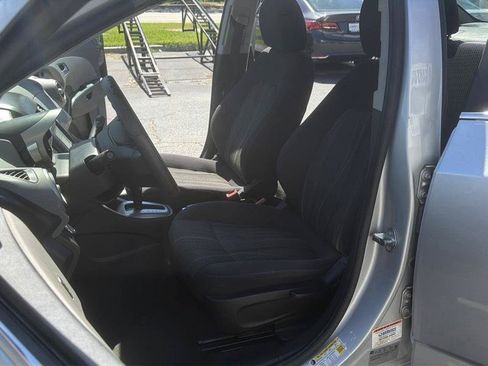 Used 2015 Chevrolet Sonic LT FWD image 10