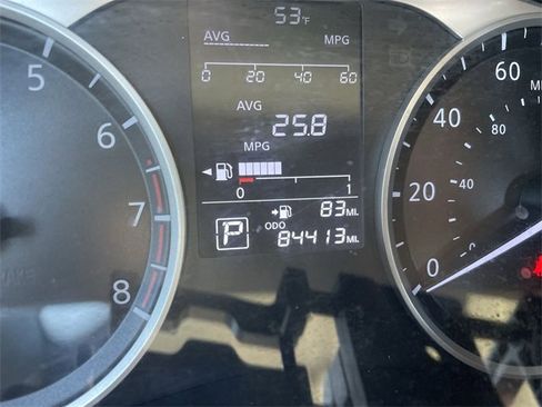 Used 2020 Nissan Kicks S image 12