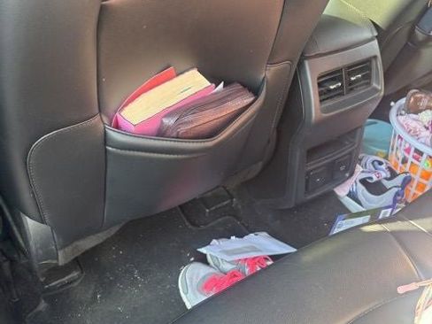 Used 2017 Ford Edge SEL w/ Equipment Group 201A image 20