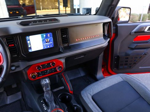 Used 2022 Ford Bronco 2-Door w/ Sasquatch Package image 26