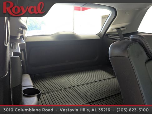 Certified 2023 Volvo XC90 B5 Core w/ Protection Package Premier image 11