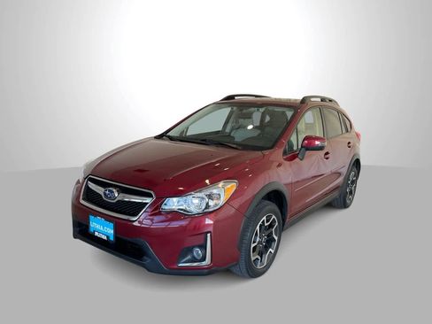 Used 2017 Subaru Crosstrek 2.0i Limited image 1