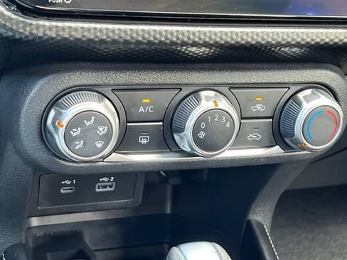 Used 2024 Nissan Kicks SV FWD image 23