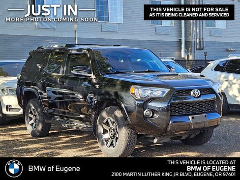Used 2018 Toyota 4Runner TRD Off-Road Premium AWD/4WD image 1
