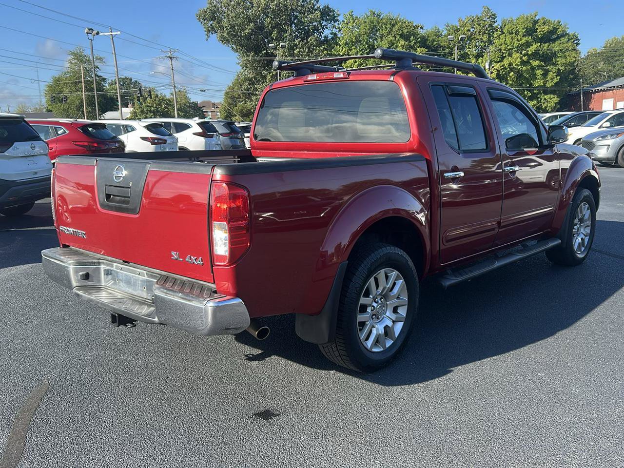 Used 2012 Nissan Frontier SL AWD/4WD image 5