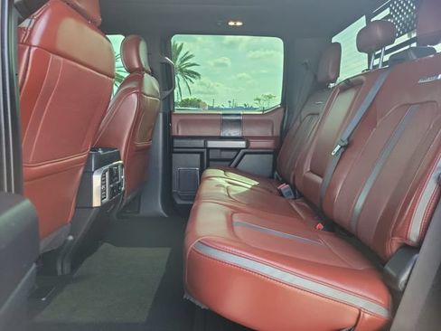 Used 2019 Ford F250 Platinum w/ Platinum Ultimate Package AWD/4WD image 13