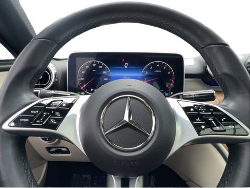 Used 2024 Mercedes-Benz C 300 4MATIC Sedan image 42