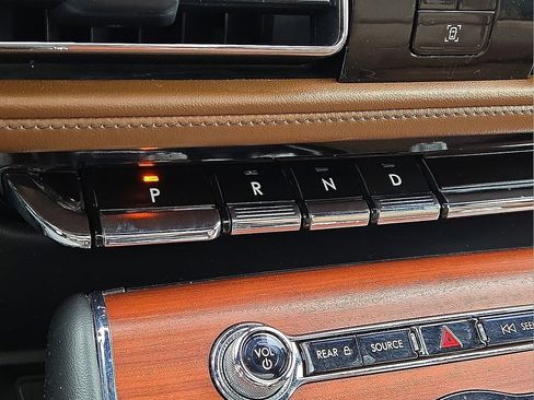 Used 2022 Lincoln Aviator Reserve w/ Equipment Group 201A image 29