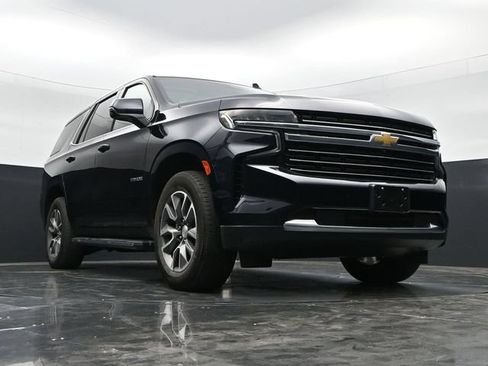 Used 2023 Chevrolet Tahoe LT w/ Luxury Package AWD/4WD image 38