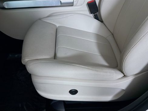 Used 2025 Mercedes-Benz GLB 250 image 18