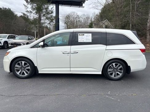 Used 2015 Honda Odyssey Touring Elite image 8