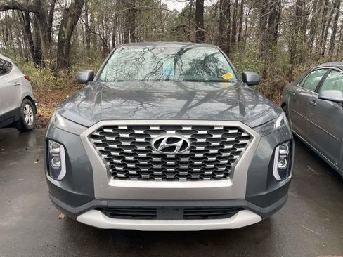Used 2021 Hyundai Palisade SE image 2