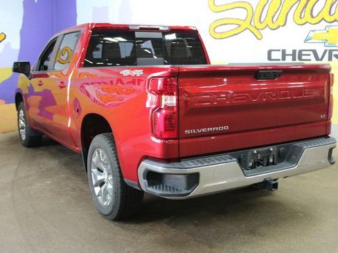 Used 2023 Chevrolet Silverado 1500 LT w/ Convenience Package II AWD/4WD image 6
