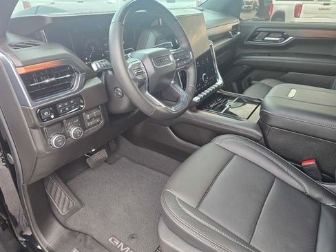Used 2026 GMC Yukon XL Denali w/ Denali Reserve Package RWD image 22