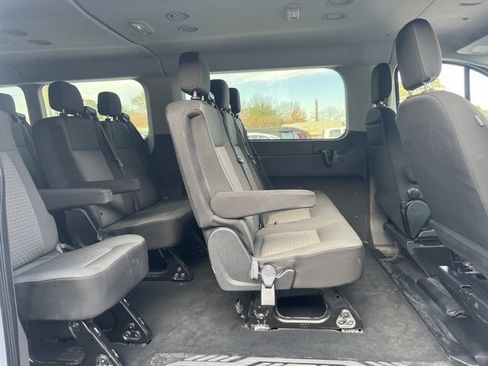 Used 2023 Ford Transit 350 XLT image 15