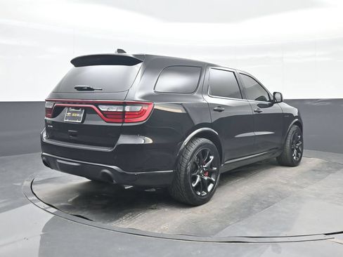 Used 2022 Dodge Durango R/T w/ Tow 'N Go Package AWD/4WD image 6