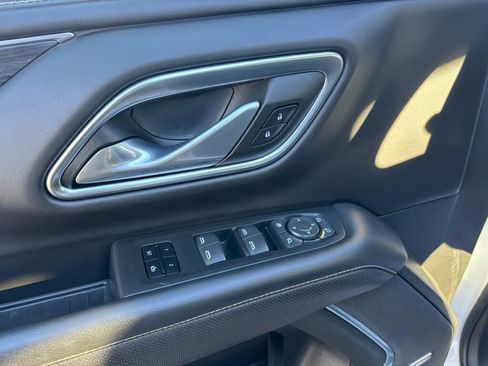 Certified 2022 GMC Yukon XL SLT w/ SLT Luxury Package image 20