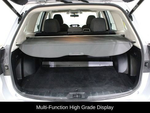 Used 2021 Subaru Forester Premium image 14